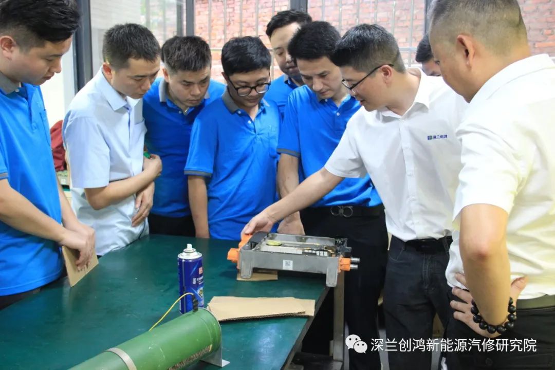 ABUIABACGAAgv-ScrQYohKDc_gUwuAg40AU ͼƬ