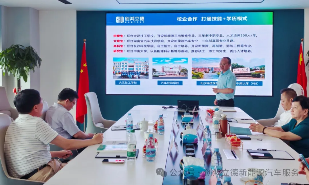 ABUIABBfGAAgjPz6tgYo--eDsQMwuAg4iAU ͼƬ